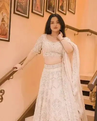 Escort Nagari